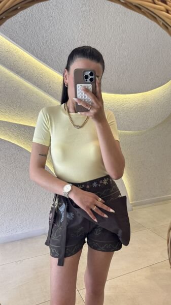 Jully Basic Tshirt