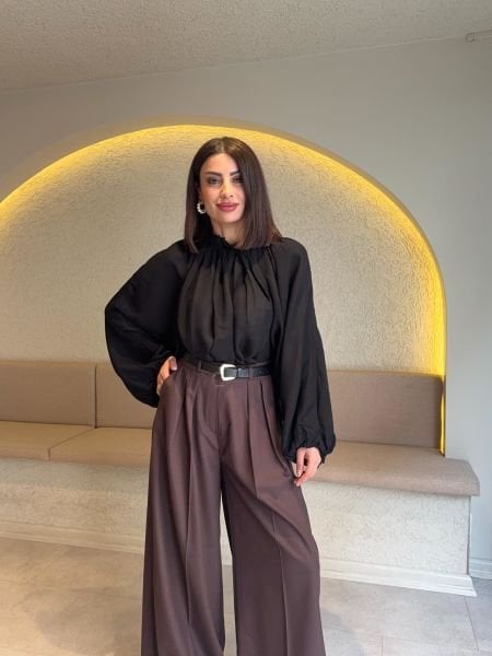 Jenna Büzgülü Bluz Siyah
